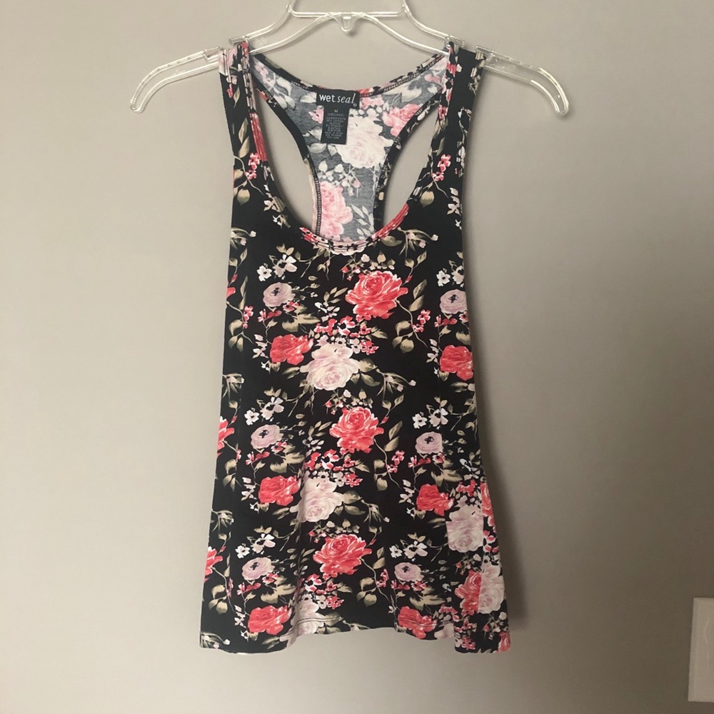 NWOT Juniors M Wet Seal Floral Racerback Tank